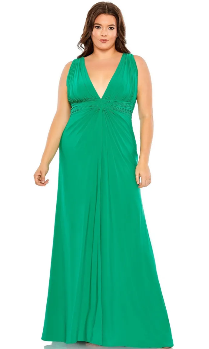 Mac Duggal Long Plus-Size Formal Dress 68128